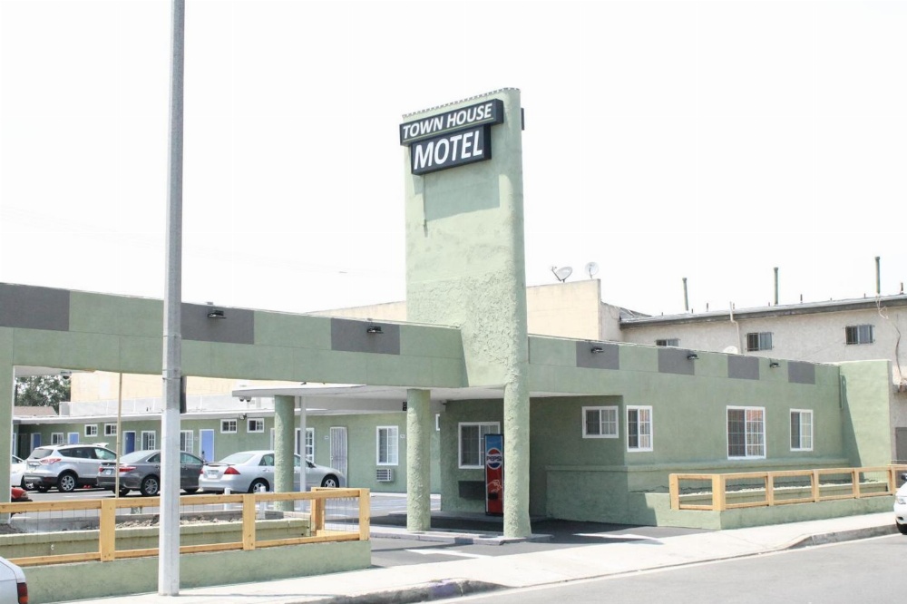 Town House Motel